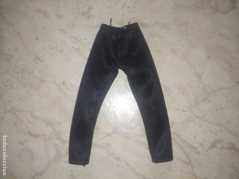 Mu&ntilde;ecas modernas: Pantalon de mu&ntilde;eca Monster high - Foto 1