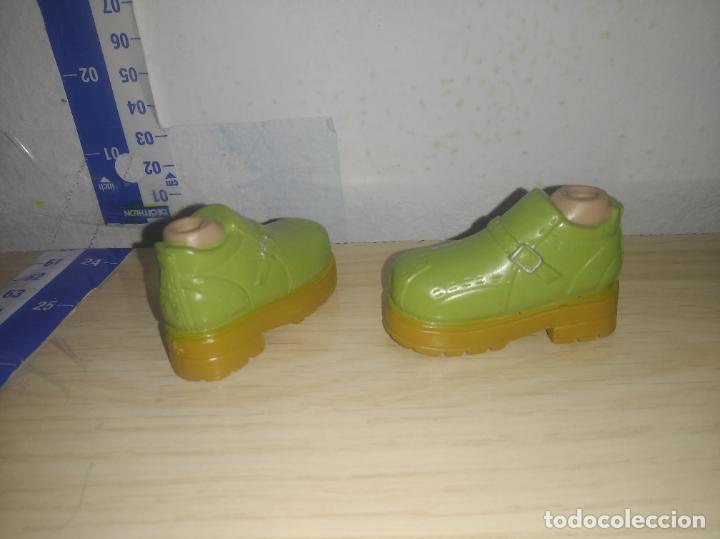 Mu&ntilde;ecas modernas: Zapatos de mu&ntilde;eco bratz - Foto 3