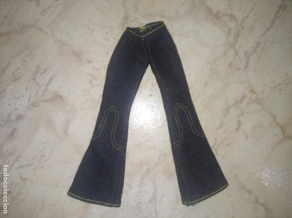 Mu&ntilde;ecas modernas: Pantalon de mu&ntilde;eca bratz - Foto 2
