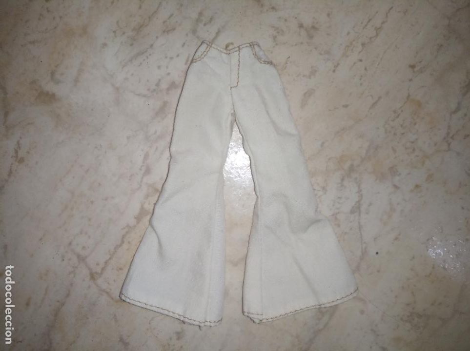 Mu&ntilde;ecas modernas: Pantal&oacute;n de mu&ntilde;eca Bratz - Foto 1