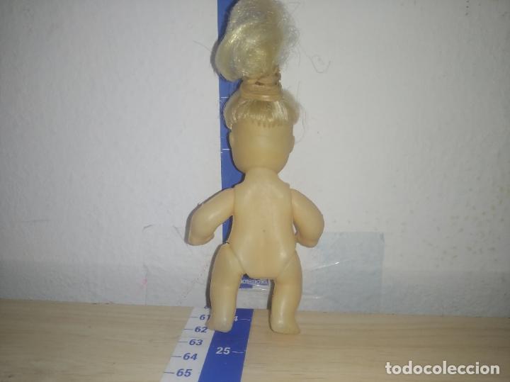 Mu&ntilde;ecas modernas: Peque&ntilde;a y antigua mu&ntilde;eca bebe - Foto 5
