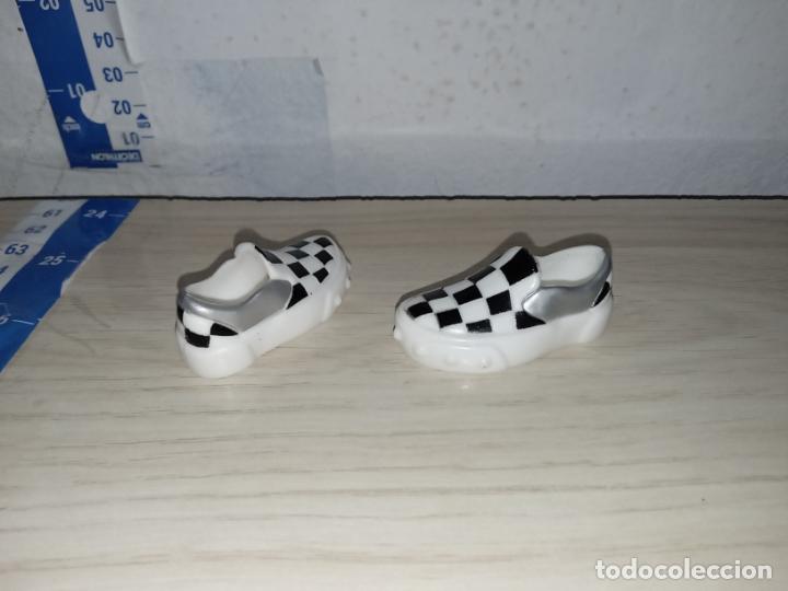 Mu&ntilde;ecas modernas: Zapatos de Mu&ntilde;eco monster high - Foto 3
