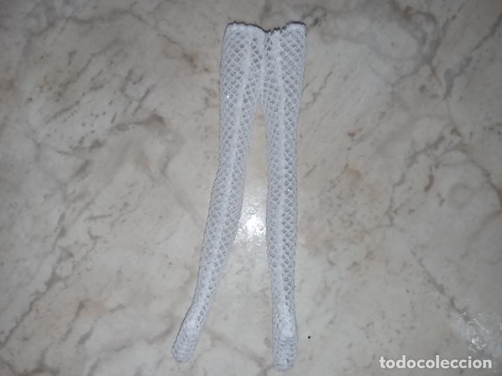Mu&ntilde;ecas modernas: Medias de mu&ntilde;eca monster high - Foto 3