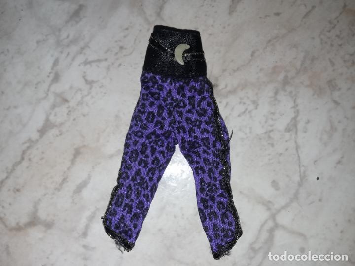 Mu&ntilde;ecas modernas: Pantal&oacute;n de mu&ntilde;eca monster high - Foto 1