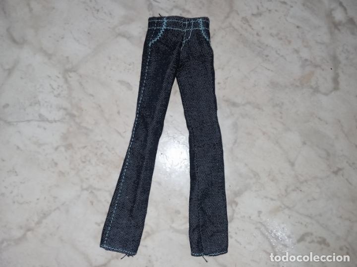 Mu&ntilde;ecas modernas: Pantal&oacute;n de mu&ntilde;eco monster high - Foto 1