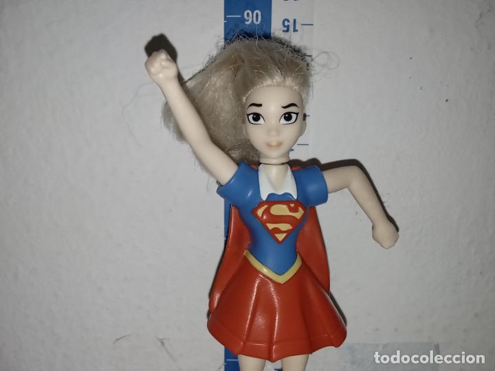 Muñeca fashion dc super hero girl de 45 cms