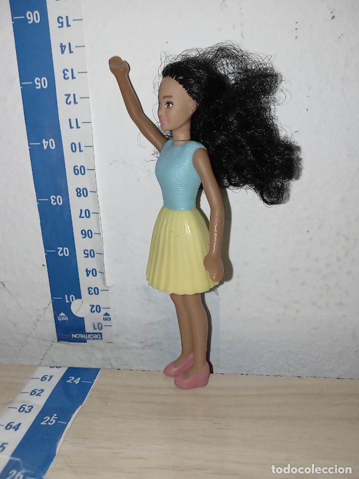 Mu&ntilde;ecas modernas: Mu&ntilde;eca morena Barbie burger King - Foto 4