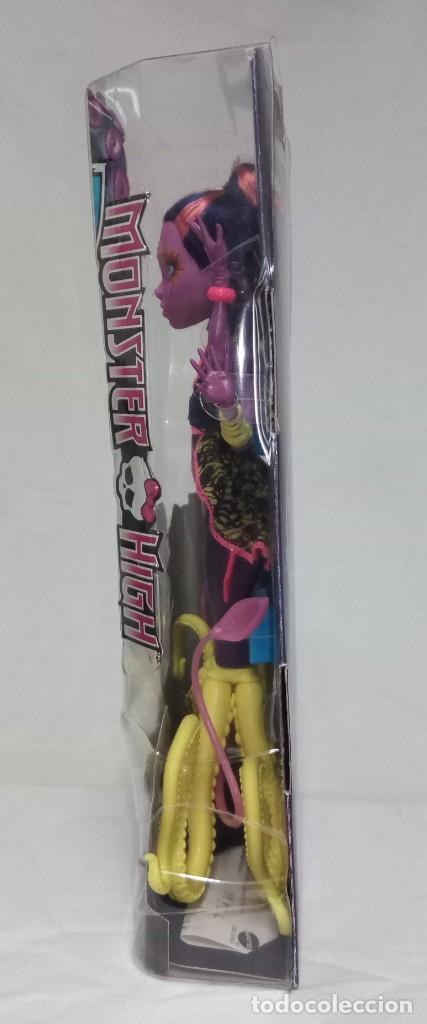 Mu&ntilde;ecas modernas: Mu&ntilde;eca Monster High Kala Merri - Foto 4