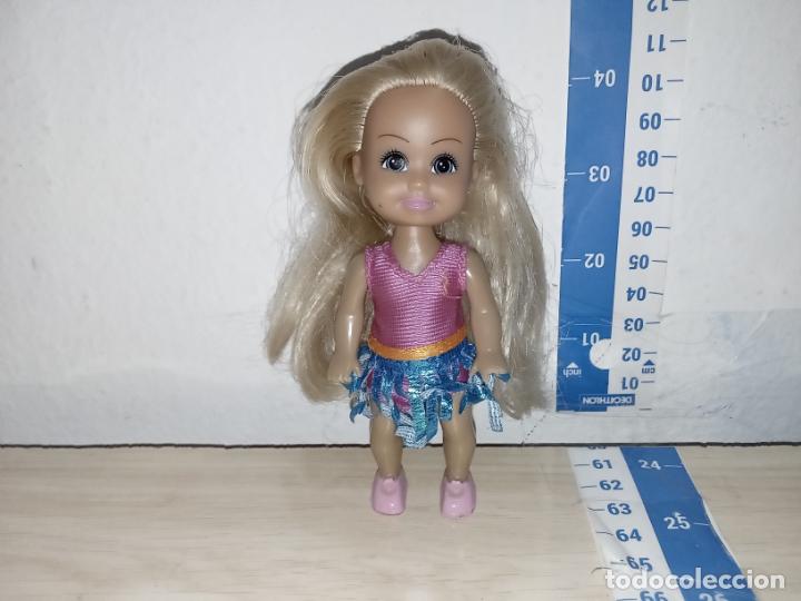 Mu&ntilde;ecas modernas: Mu&ntilde;eca similar shelly barbie - Foto 4