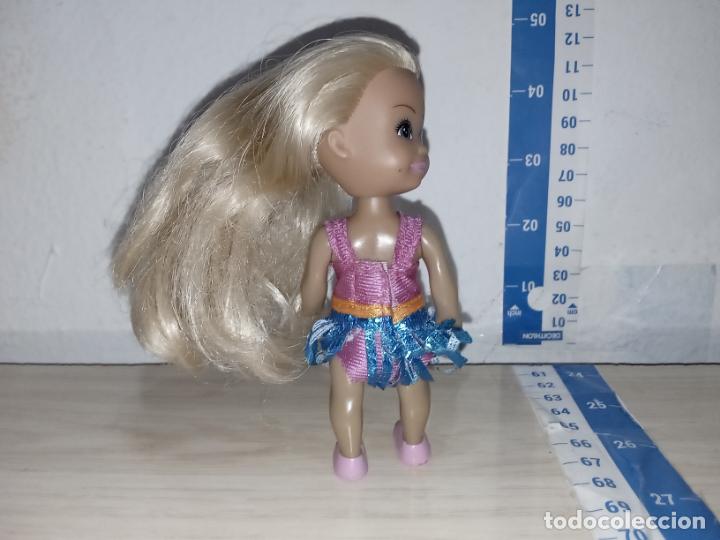 Mu&ntilde;ecas modernas: Mu&ntilde;eca similar shelly barbie - Foto 7