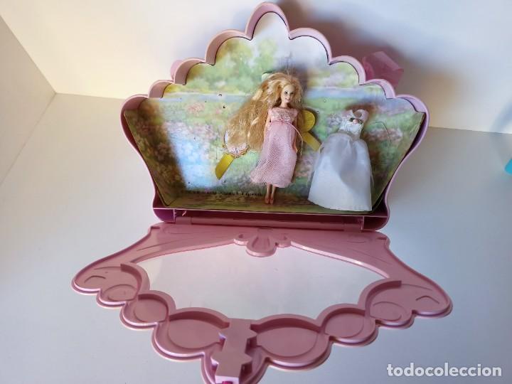 Mu&ntilde;ecas modernas: Maletin estuche, Clara, Mattel - Foto 2