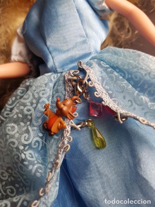 Mu&ntilde;ecas modernas: mu&ntilde;eca cenicienta disney - Foto 4