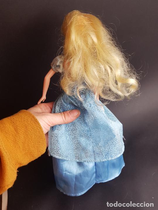 Mu&ntilde;ecas modernas: mu&ntilde;eca cenicienta disney - Foto 7