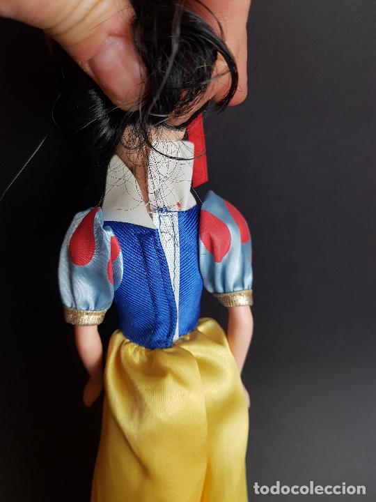 Mu&ntilde;ecas modernas: mu&ntilde;eca blancanieves disney - Foto 5
