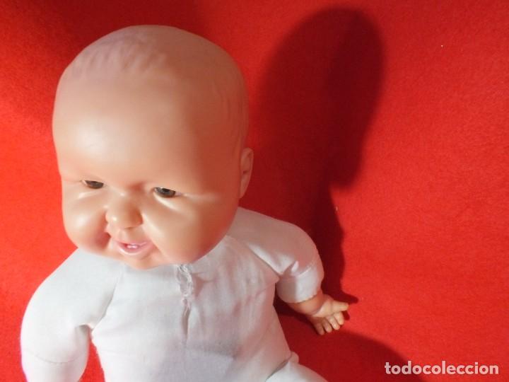 Mu&ntilde;ecas modernas: MU&Ntilde;ECO PELON CON SONIDO DE RISA REAL DE BEB&Eacute; - Foto 8