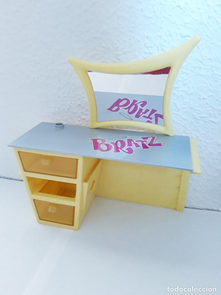 Mu&ntilde;ecas modernas: Peluquer&iacute;a Bratz - Foto 3
