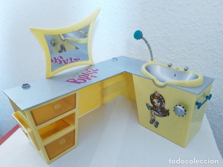 Mu&ntilde;ecas modernas: Peluquer&iacute;a Bratz - Foto 1