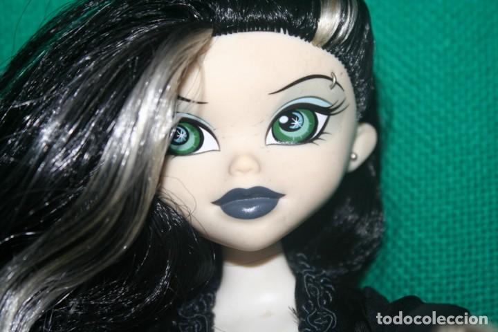 Mu&ntilde;ecas modernas: mu&ntilde;eca gotica edge mu&ntilde;eco - Foto 1