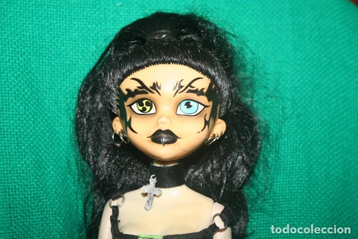 Mu&ntilde;ecas modernas: mu&ntilde;eca gotica edge - Foto 2