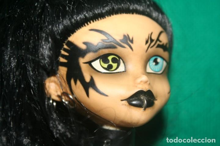 Mu&ntilde;ecas modernas: mu&ntilde;eca gotica edge - Foto 10