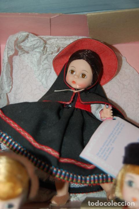 Mu&ntilde;ecas modernas: lote de 9 mu&ntilde;ecas madame alexander - Foto 7