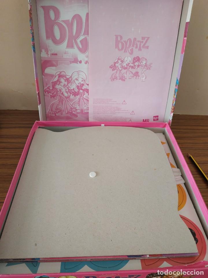 Mu&ntilde;ecas modernas: Bratz juego mesa sin usar - Foto 2