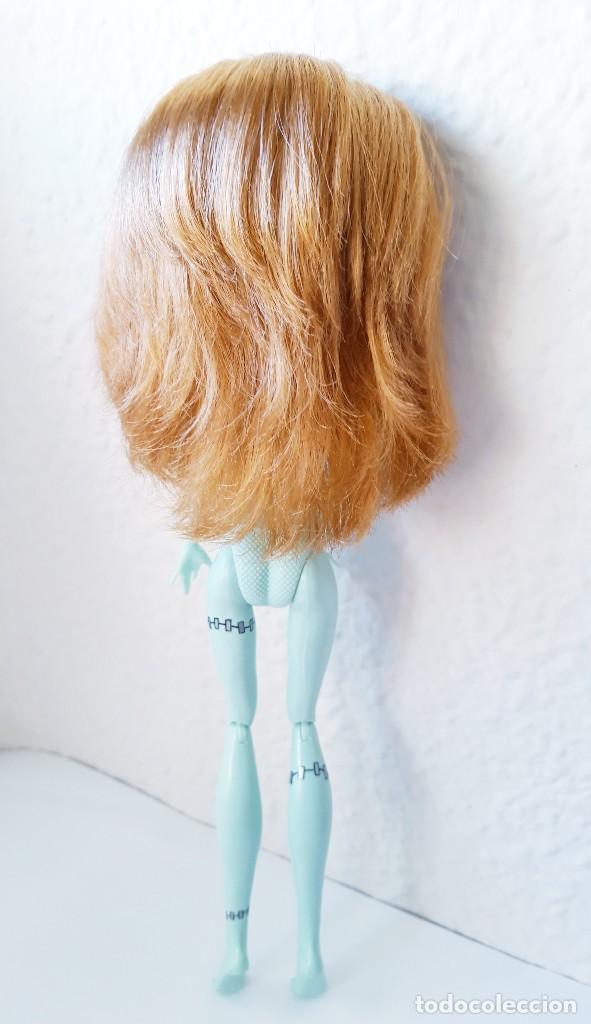Mu&ntilde;ecas modernas: Monster High Frankie Customizada - Foto 3