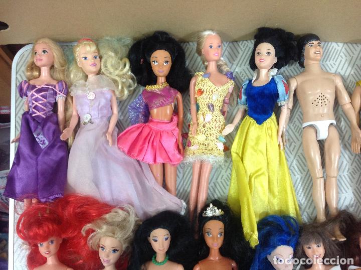 Mu&ntilde;ecas modernas: Lote de mu&ntilde;ecas Disney - Foto 2