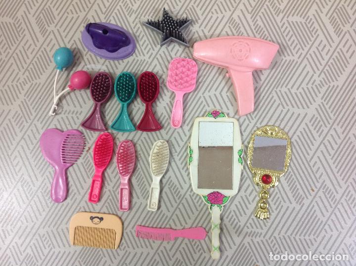 Mu&ntilde;ecas modernas: Lote de ascesorios de mu&ntilde;ecas - Foto 2