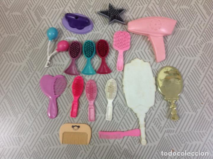 Mu&ntilde;ecas modernas: Lote de ascesorios de mu&ntilde;ecas - Foto 3