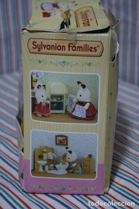 Mu&ntilde;ecas modernas: SYLVANIAN SET HERMANO CONEJO CHOCOLATE BA&Ntilde;O - Foto 3