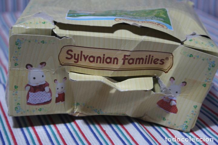 Mu&ntilde;ecas modernas: SYLVANIAN SET HERMANO CONEJO CHOCOLATE BA&Ntilde;O - Foto 6