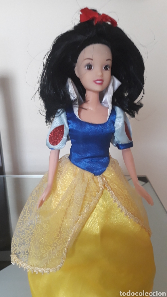 Mu&ntilde;ecas modernas: Mu&ntilde;eca Blancanieves de Disney. - Foto 2