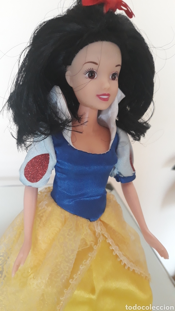 Mu&ntilde;ecas modernas: Mu&ntilde;eca Blancanieves de Disney. - Foto 3