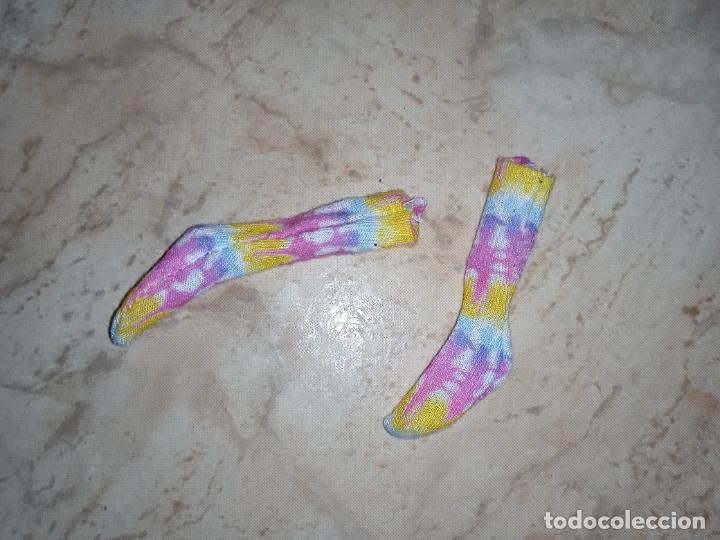 Mu&ntilde;ecas modernas: Calcetines de mu&ntilde;eca proyecto mc2 - Foto 1