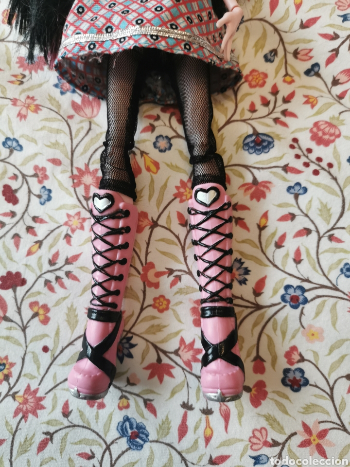 Mu&ntilde;ecas modernas: Mu&ntilde;eca Monster High Draculaura 2008 - Foto 4
