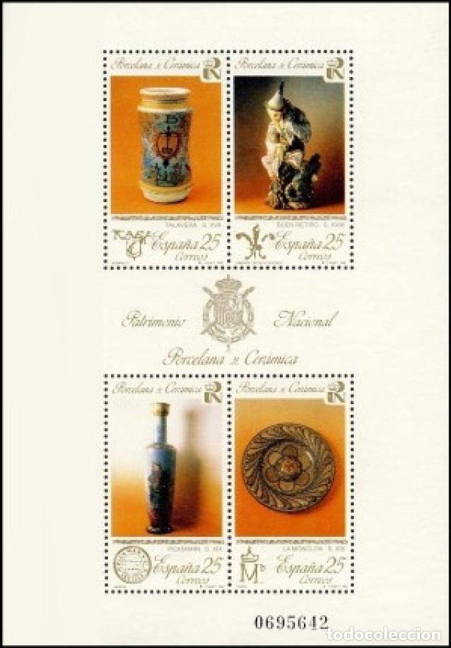 Bonecas Modernas: Espa&ntilde;a. A&ntilde;o 1991, Edifil 3115** ''Patrimonio Art&iacute;stico: Porcelana y Cer&aacute;mica''./ Nuevos, MNH
