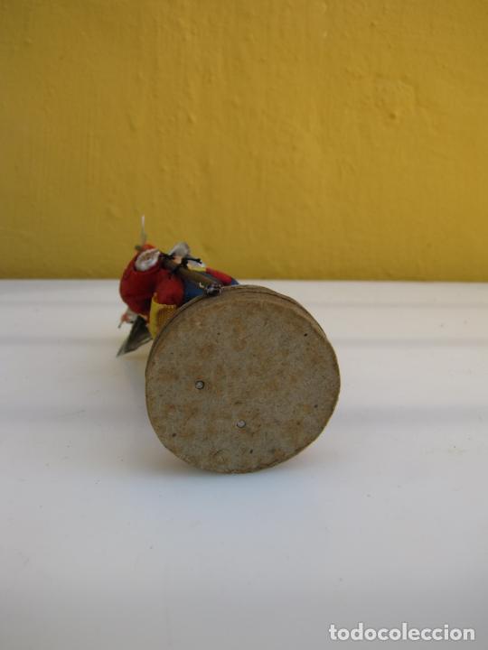 Mu&ntilde;ecas modernas: 16.- Guardia Suizo. Pl&aacute;stico - Foto 5