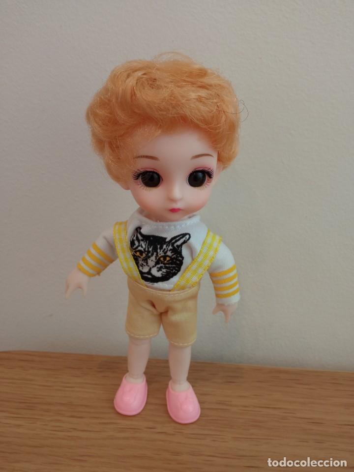 Mu&ntilde;ecas modernas: MU&Ntilde;ECA 16 CM CON SU ROPA - Foto 1