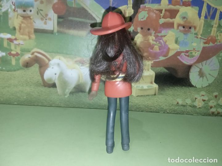 Mu&ntilde;ecas modernas: Mu&ntilde;eca barbie bombera McDonalds - Foto 2