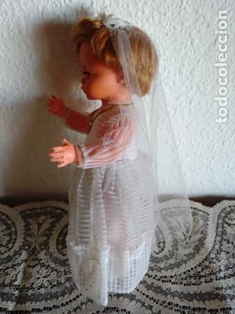Mu&ntilde;ecas modernas: ANTIG&Uuml;A MU&Ntilde;ECA EN PLASTICO VESTIDA DE COMUNI&Oacute;N - Foto 8