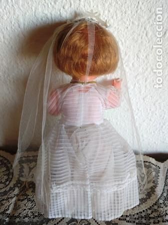 Mu&ntilde;ecas modernas: ANTIG&Uuml;A MU&Ntilde;ECA EN PLASTICO VESTIDA DE COMUNI&Oacute;N - Foto 10