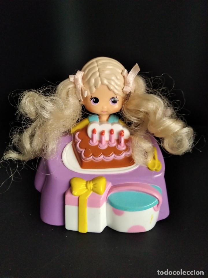 Mu&ntilde;ecas modernas: MU&Ntilde;ECA CUMPLEA&Ntilde;OS - SILVERLIT TOYS - Foto 1