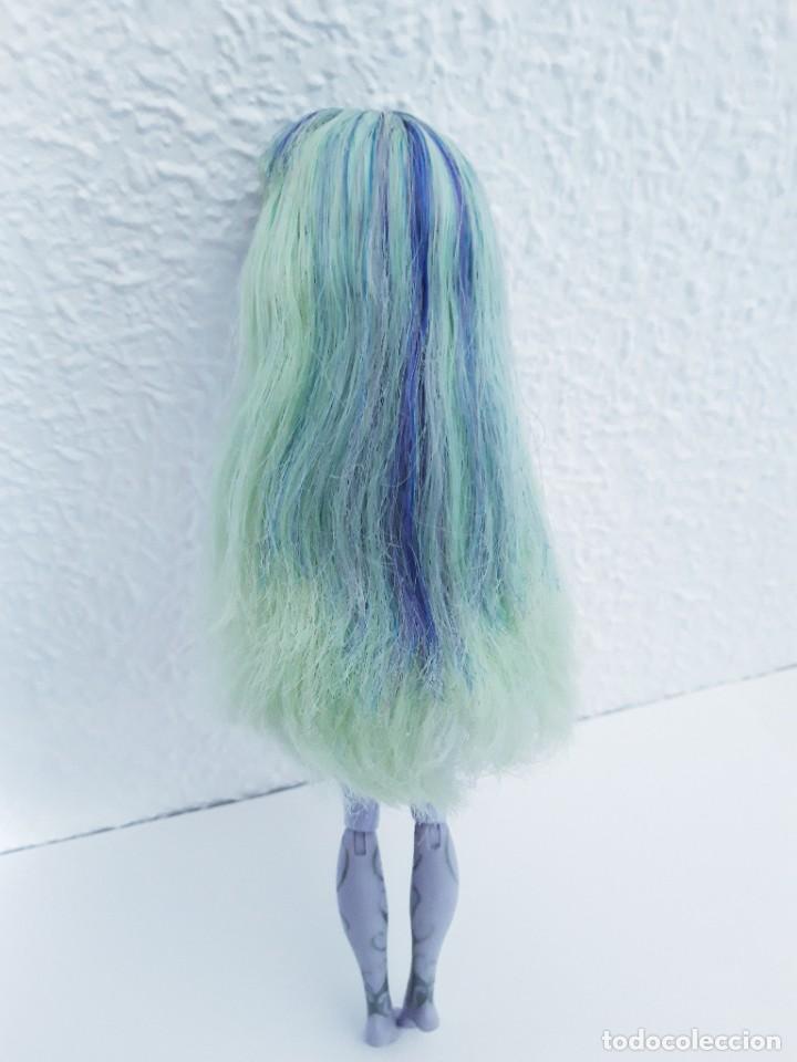 Mu&ntilde;ecas modernas: Monster High Twyla 13 Deseos - Foto 3