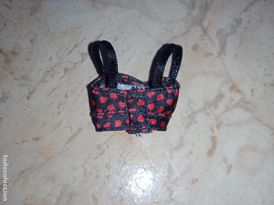 Mu&ntilde;ecas modernas: Top de mu&ntilde;eca bratzillaz - Foto 2