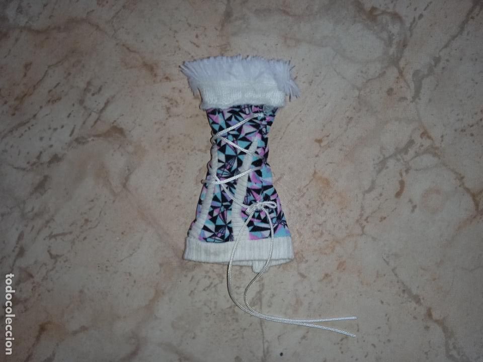 Mu&ntilde;ecas modernas: Vestido de mu&ntilde;eca monster high abbey - Foto 1