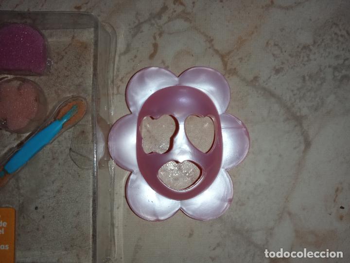 Mu&ntilde;ecas modernas: Accesorios de mu&ntilde;eca thats her face 1000 caras - Foto 3