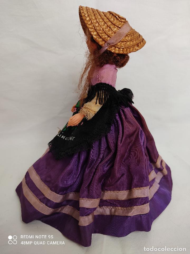 Mu&ntilde;ecas modernas: Antigua mu&ntilde;eca regional francesa - Foto 7