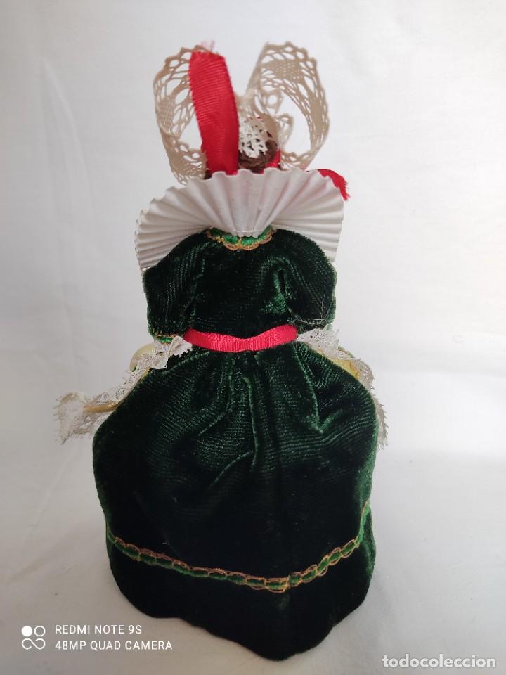 Mu&ntilde;ecas modernas: Antigua mu&ntilde;eca regional de celuloide - Foto 6