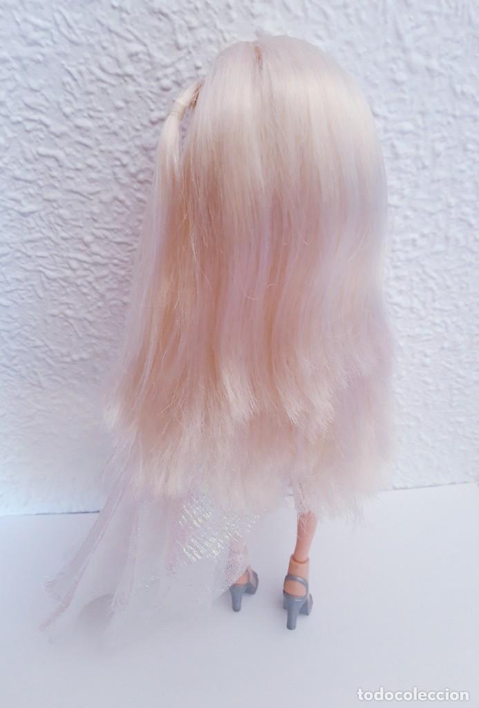 Mu&ntilde;ecas modernas: Bratz Cloe Metallic Madness - Foto 3